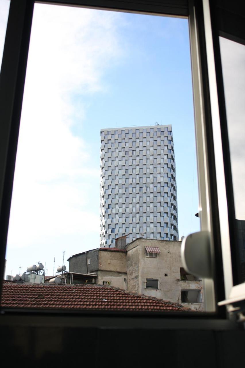 Orange Villa Hotel Tirana Esterno foto